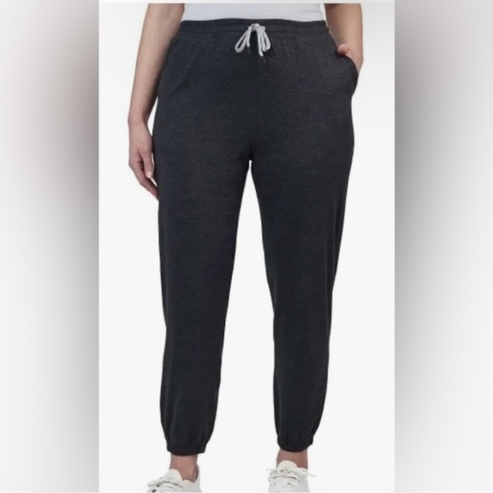 Kirkland Signature Ladies Moisture Wicking Lighweigh Jogger Pants With Pockets